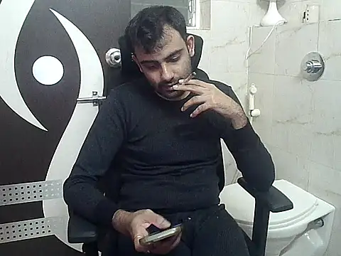 Snapshot of king_kong_india1 chatting on January 14, 2026, 2:01 pm king kong india1 online show from January 14, 2026, 2:01 pm