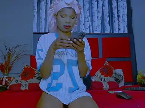 MissParis26 online show from November 26, 2025, 9:27 pm