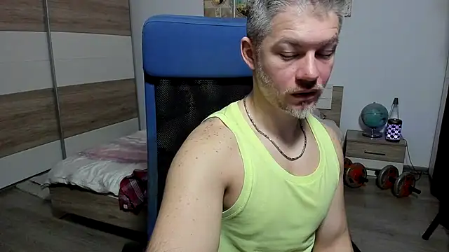 Snapshot of RobbyShawz chatting on February 3, 2026, 6:40 am RobbyShawz online show from February 3, 2026, 6:40 am