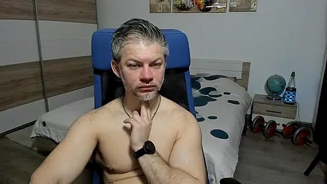 Snapshot of RobbyShawz chatting on March 11, 2026, 5:13 am RobbyShawz online show from March 11, 2026, 5:13 am