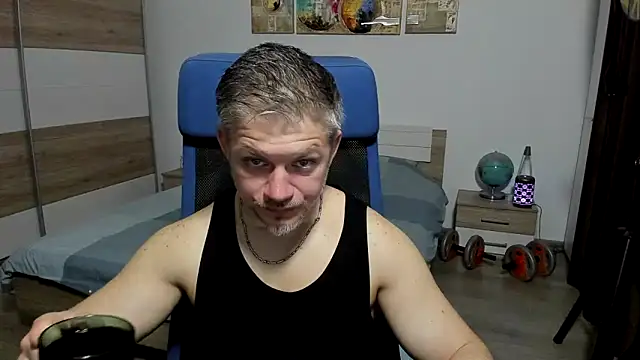 Snapshot of RobbyShawz chatting on April 9, 2026, 4:34 am RobbyShawz online show from April 9, 2026, 4:34 am