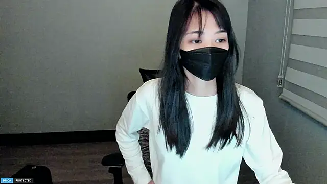 Ayase momo online show from January 14, 2025, 7:21 pm