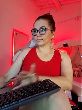 Snapshot of MariaPau_83 chatting on April 14, 2026, 5:08 pm MariaPau 83 online show from April 14, 2026, 5:08 pm