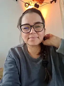 Snapshot of MariaPau_83 chatting on May 11, 2026, 4:04 pm MariaPau 83 online show from May 11, 2026, 4:04 pm