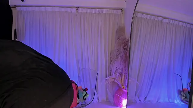 pamela doll3 online show from November 24, 2025, 4:01 am