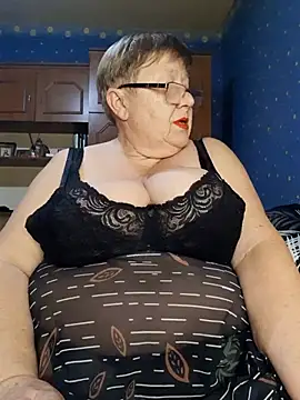 Snapshot of Lena_Gaby chatting on November 3, 2025, 1:34 pm Lena Gaby online show from November 3, 2025, 1:34 pm