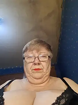 Snapshot of Lena_Gaby chatting on May 3, 2026, 2:50 am Lena Gaby online show from May 3, 2026, 2:50 am