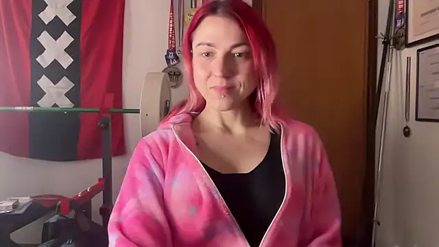 Snapshot of Nikky_Divine chatting on January 11, 2025, 8:11 am Nikky Divine online show from January 11, 2025, 8:11 am