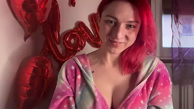 Snapshot of Nikky_Divine chatting on February 23, 2025, 4:13 pm Nikky Divine online show from February 23, 2025, 4:13 pm