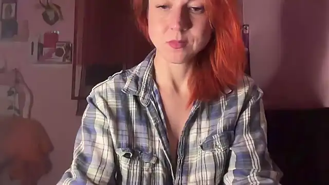 Snapshot of Nikky_Divine chatting on December 5, 2025, 8:05 pm Nikky Divine online show from December 5, 2025, 8:05 pm