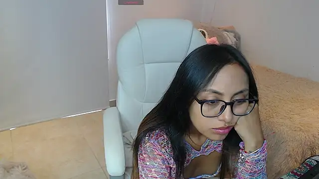 Snapshot of Gabi_morales chatting on December 12, 2024, 8:53 pm Gabi morales online show from December 12, 2024, 8:53 pm