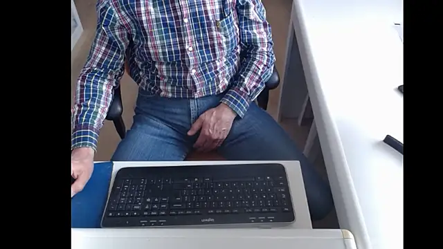 dutchpornking online show from February 26, 2025, 12:14 pm