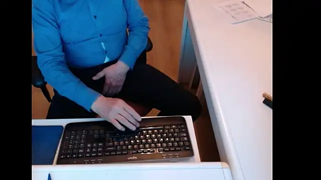 Snapshot of dutchpornking chatting on April 16, 2026, 6:09 pm dutchpornking online show from April 16, 2026, 6:09 pm