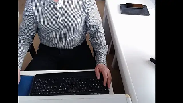 Snapshot of dutchpornking chatting on April 21, 2026, 6:09 am dutchpornking online show from April 21, 2026, 6:09 am