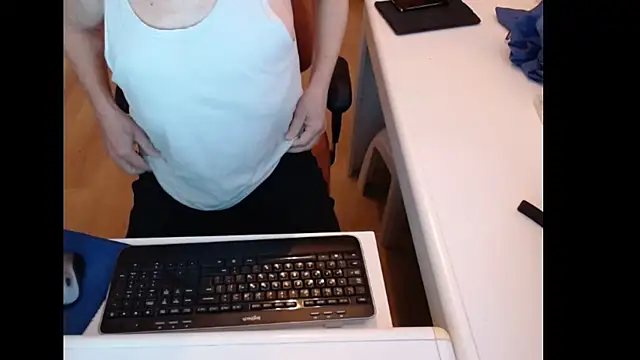 Snapshot of dutchpornking chatting on May 1, 2026, 6:18 am dutchpornking online show from May 1, 2026, 6:18 am