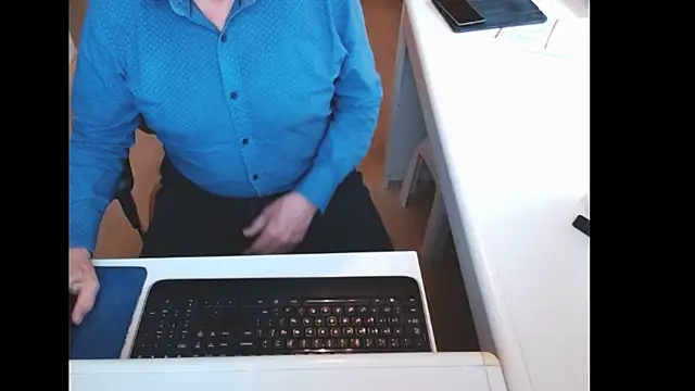 Snapshot of dutchpornking chatting on May 2, 2026, 5:40 pm dutchpornking online show from May 2, 2026, 5:40 pm