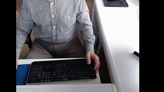 Snapshot of dutchpornking chatting on May 8, 2026, 6:08 am dutchpornking online show from May 8, 2026, 6:08 am