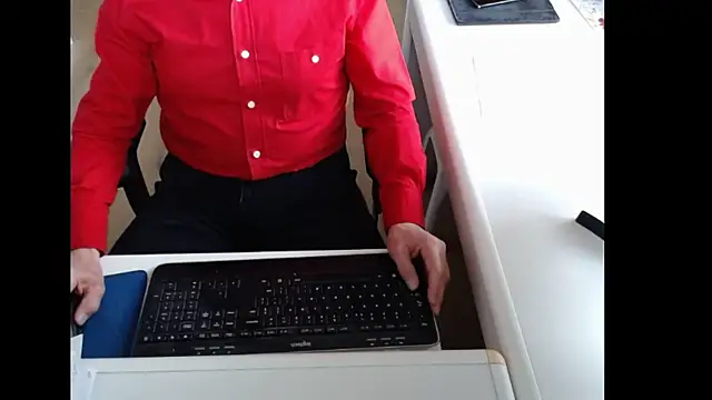 Snapshot of dutchpornking chatting on May 19, 2026, 5:36 am dutchpornking online show from May 19, 2026, 5:36 am