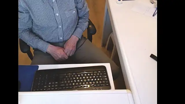 Snapshot of dutchpornking chatting on May 21, 2026, 6:59 pm dutchpornking online show from May 21, 2026, 6:59 pm