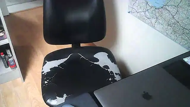 DUDURAxh online show from February 10, 2025, 2:16 pm