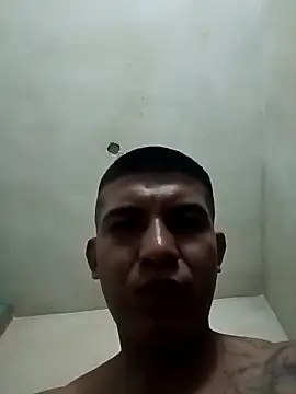 Snapshot of twojv chatting on December 13, 2025, 11:10 pm twojv online show from December 13, 2025, 11:10 pm