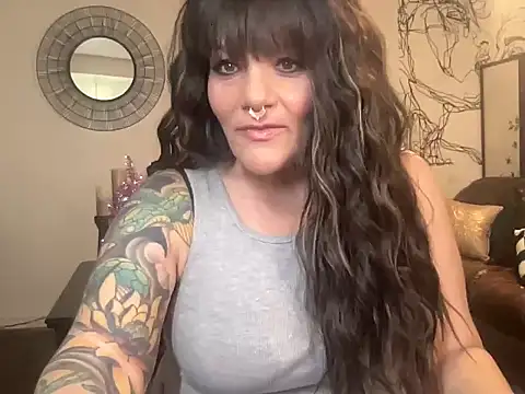 Xoxobigbooty online show from December 18, 2024, 9:08 pm