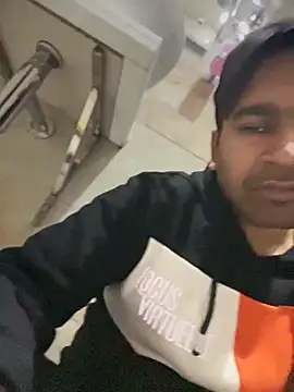 Snapshot of luciferdxm5 chatting on January 11, 2026, 8:19 am luciferdxm5 online show from January 11, 2026, 8:19 am