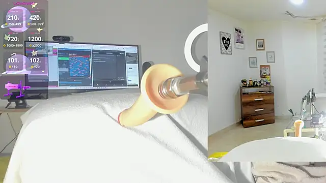 Snapshot of sofi_velez chatting on October 31, 2025, 5:25 pm sofi velez online show from October 31, 2025, 5:25 pm