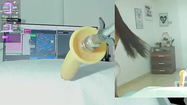 Snapshot of sofi_velez chatting on January 17, 2026, 5:16 pm sofi velez online show from January 17, 2026, 5:16 pm