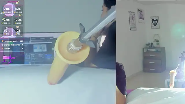 Snapshot of sofi_velez chatting on February 10, 2026, 5:06 pm sofi velez online show from February 10, 2026, 5:06 pm