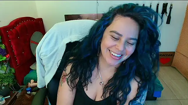 elektra 32 online show from February 17, 2025, 5:14 am