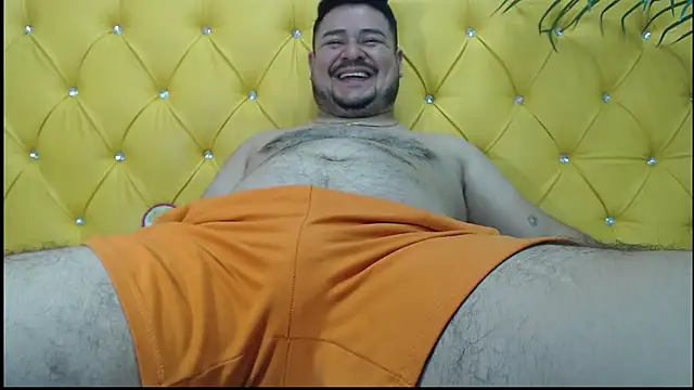 Snapshot of oso_dirty_ chatting on December 21, 2024, 8:43 pm oso dirty  online show from December 21, 2024, 8:43 pm