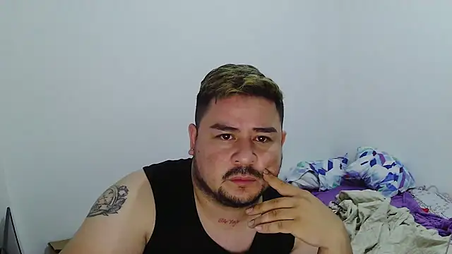 Snapshot of oso_dirty_ chatting on September 8, 2025, 4:06 pm oso dirty  online show from September 8, 2025, 4:06 pm