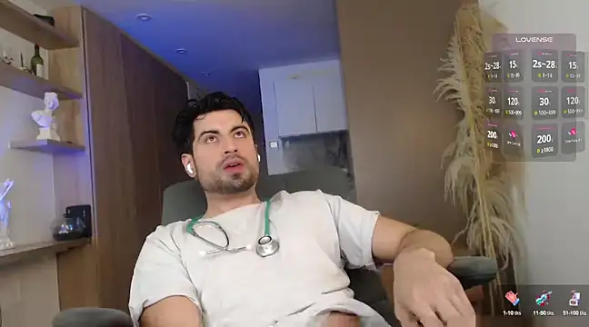 Snapshot of bradley_muscle chatting on March 7, 2025, 10:13 am bradley muscle online show from March 7, 2025, 10:13 am