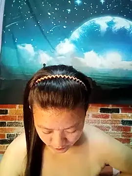 Snapshot of Urchanel chatting on March 13, 2025, 10:36 am Urchanel online show from March 13, 2025, 10:36 am