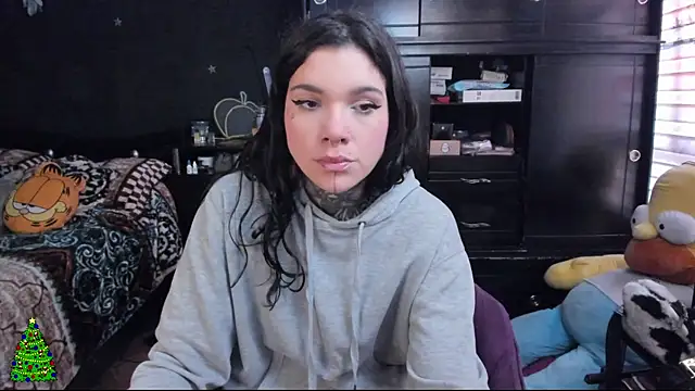 Lilmarieee online show from December 27, 2024, 1:39 pm