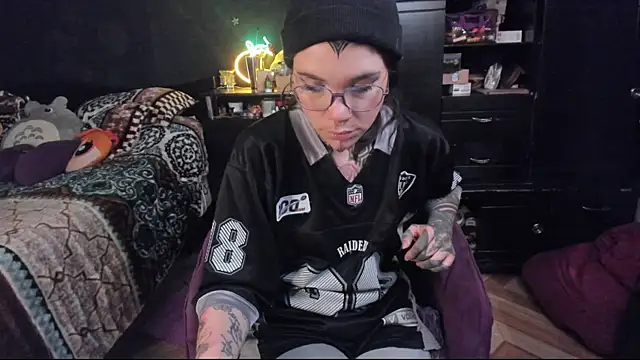 Lilmarieee online show from February 11, 2025, 9:46 pm