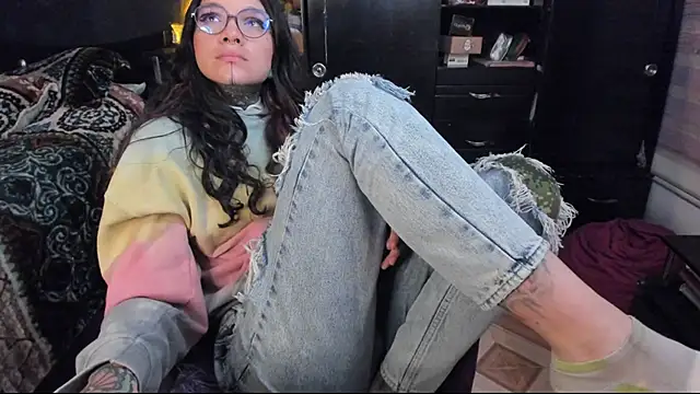 Lilmarieee online show from February 19, 2025, 1:51 am