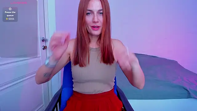 Snapshot of BritneyHall chatting on December 23, 2025, 7:50 am BritneyHall online show from December 23, 2025, 7:50 am