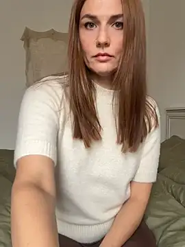 Snapshot of BritneyHall chatting on March 23, 2026, 9:02 am BritneyHall online show from March 23, 2026, 9:02 am