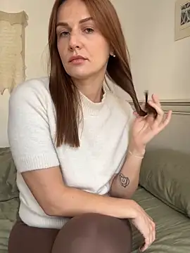 Snapshot of BritneyHall chatting on March 24, 2026, 9:14 am BritneyHall online show from March 24, 2026, 9:14 am