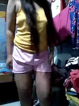 xxyourfantasyxx online show from January 3, 2025, 11:44 pm