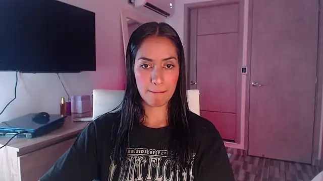 Brown skin11 online show from November 18, 2025, 8:02 pm