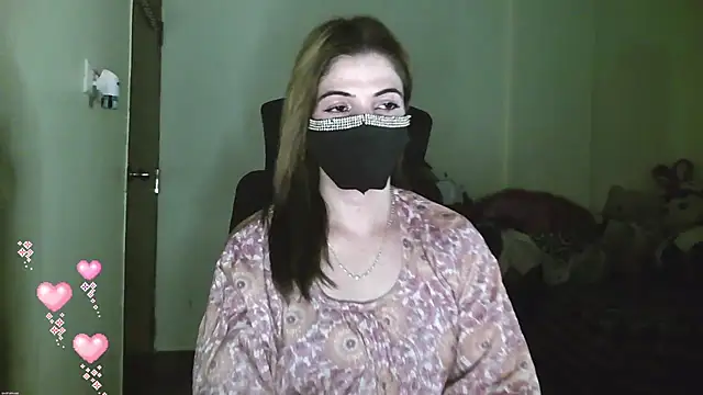 Cute Sonii online show from April 8, 2026, 12:49 pm