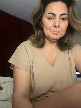 Emma roqueen online show from May 10, 2026, 9:53 pm