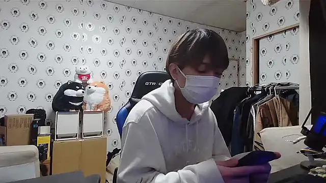 pychan online show from January 29, 2025, 10:48 am