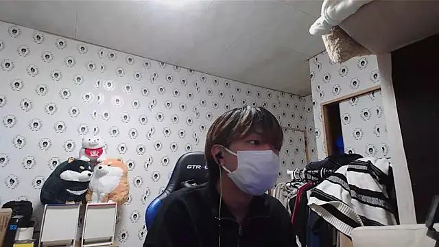 pychan online show from February 21, 2025, 10:39 am