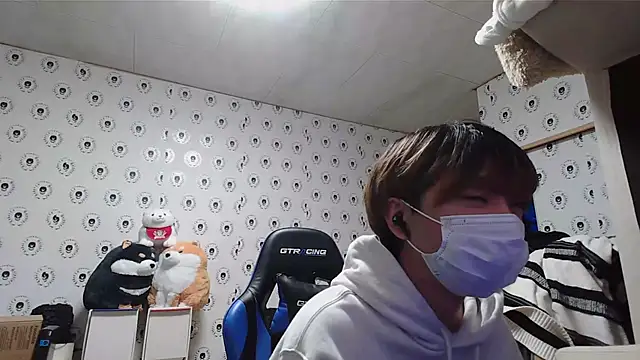 pychan online show from February 22, 2025, 10:18 am