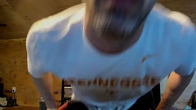 Kenny Kyle online show from November 26, 2025, 1:56 pm