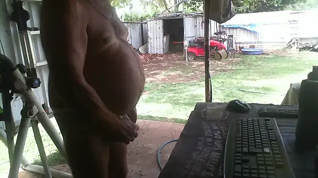 Snapshot of herbie010666 chatting on December 22, 2025, 3:58 am herbie010666 online show from December 22, 2025, 3:58 am